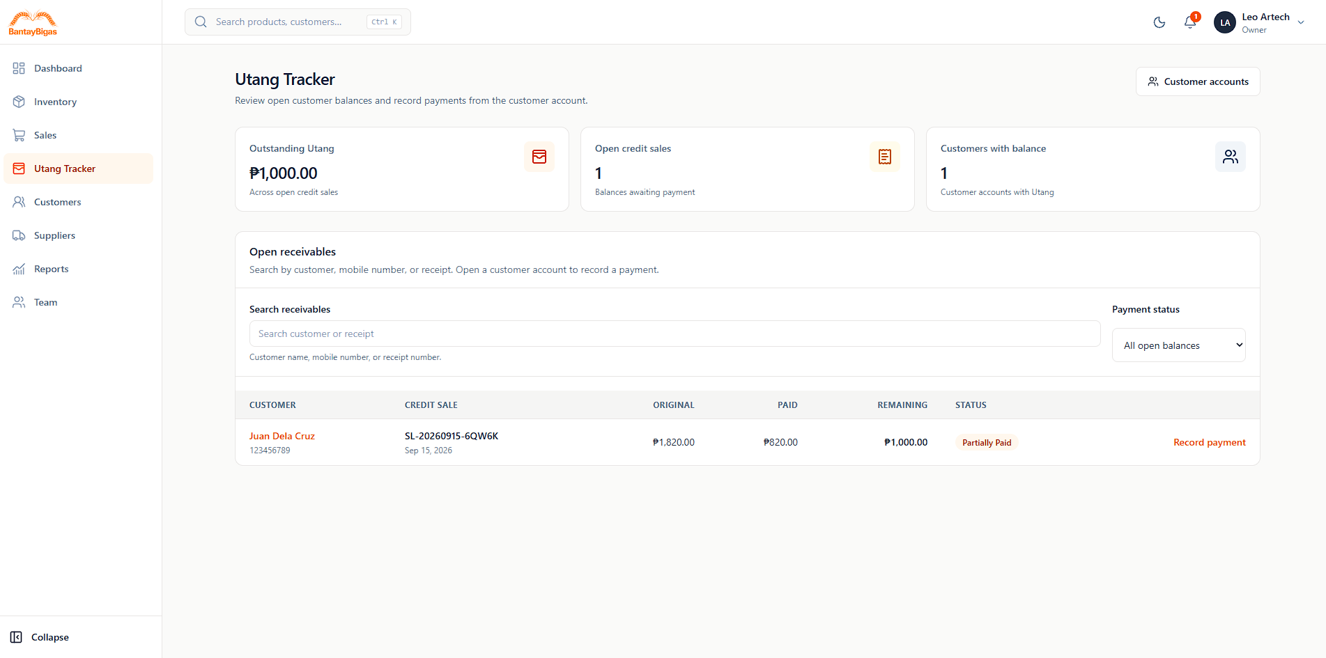 BantayBigas Utang Tracker showing open receivables, amounts paid, and remaining balance